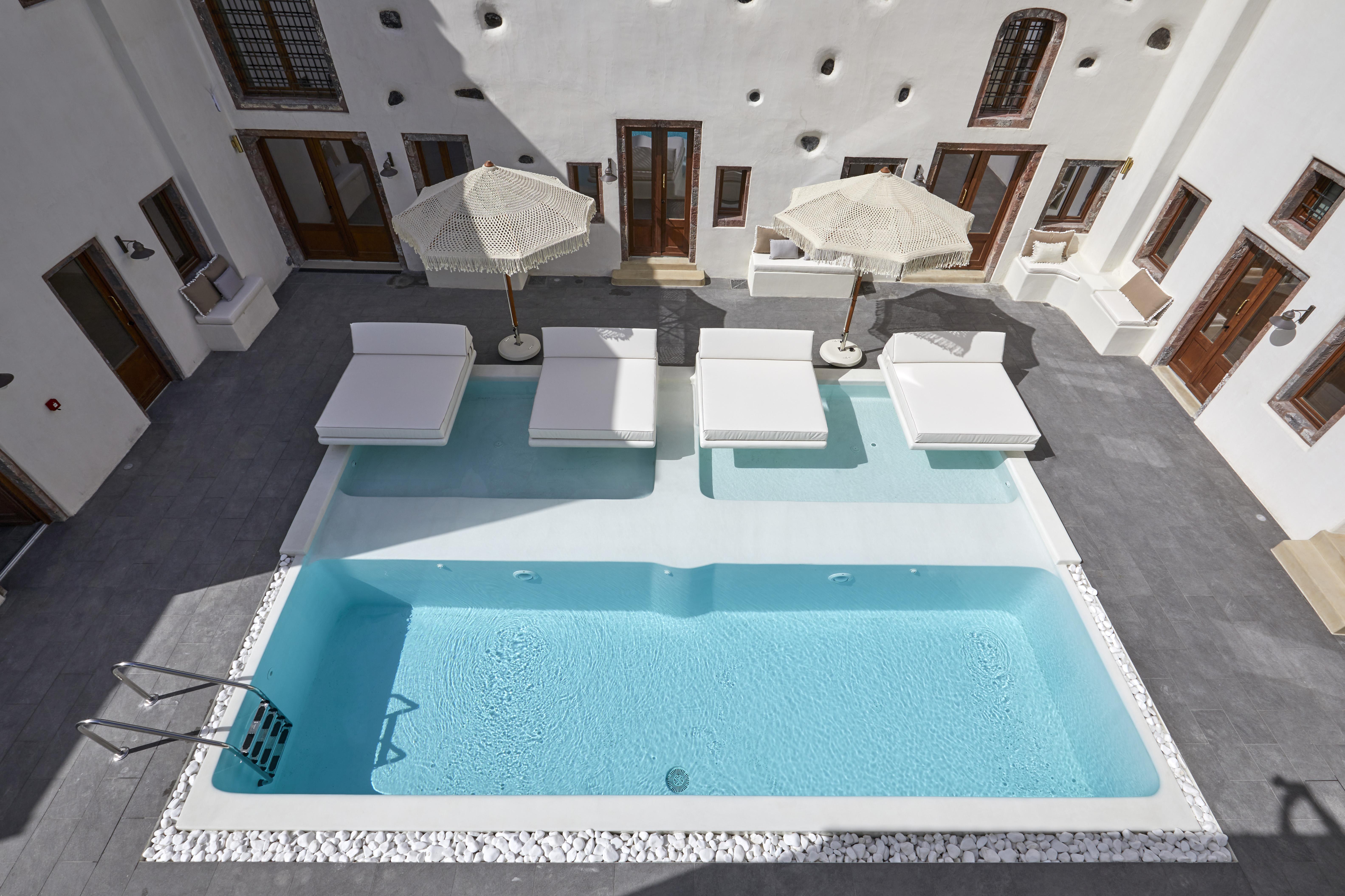 Winery 1870 Fira (Santorini)