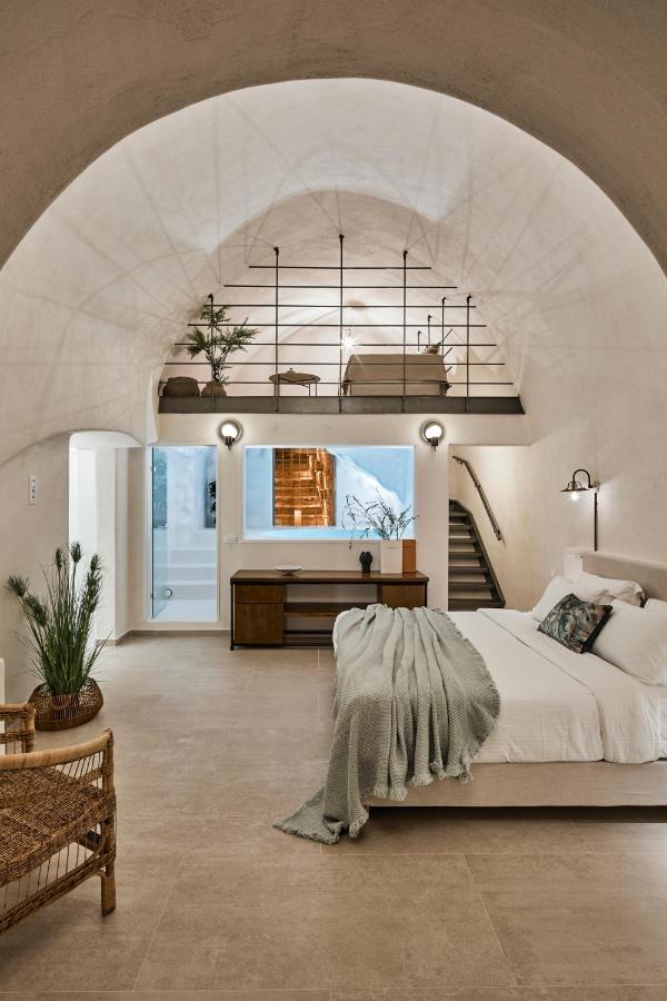 Hotel Winery 1870 Fira (Santorini)